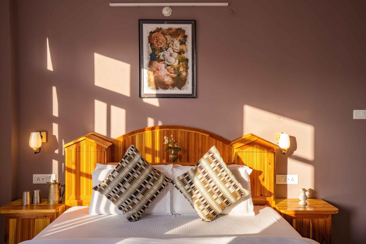 Zostel Homes Kotkhai Shimla Exteriör bild