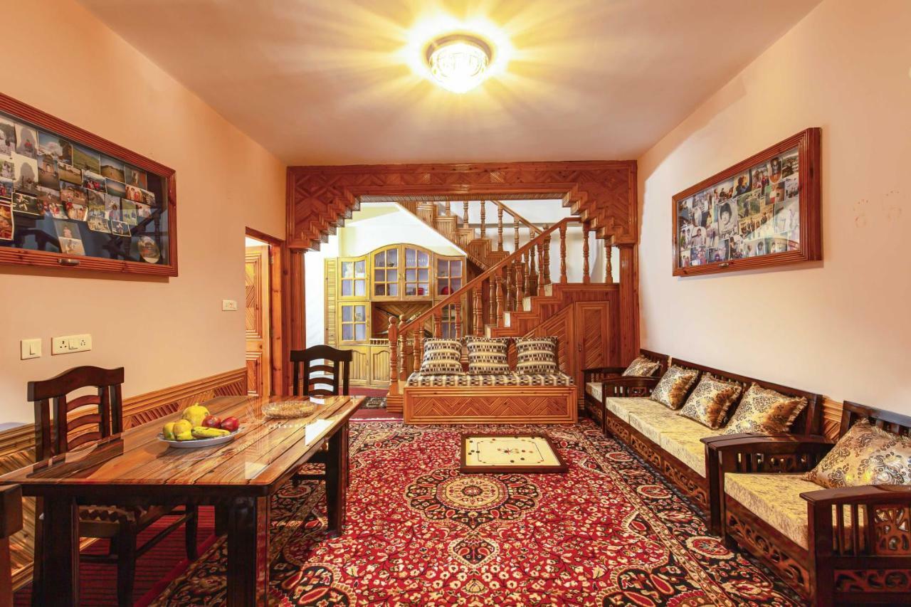 Zostel Homes Kotkhai Shimla Exteriör bild