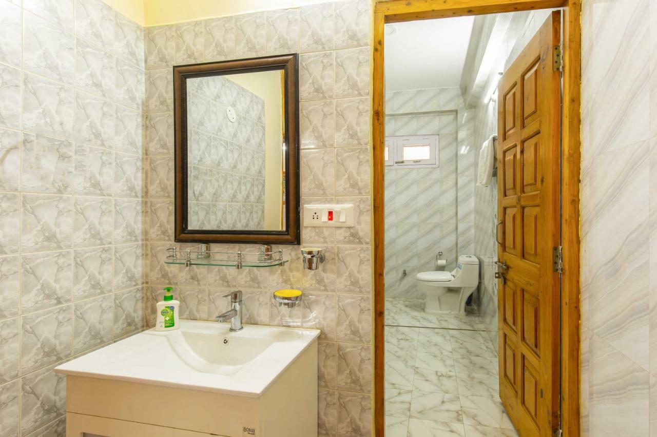 Zostel Homes Kotkhai Shimla Exteriör bild